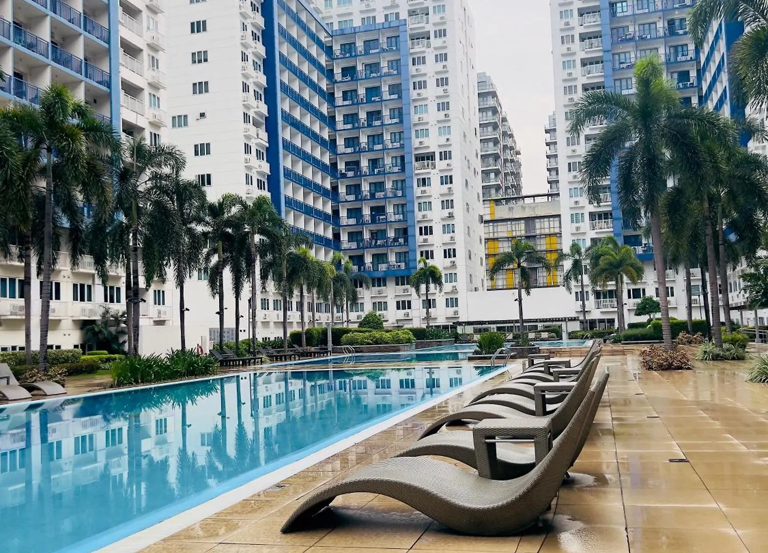 Sea Residence Moa - Paul Manila Philippines